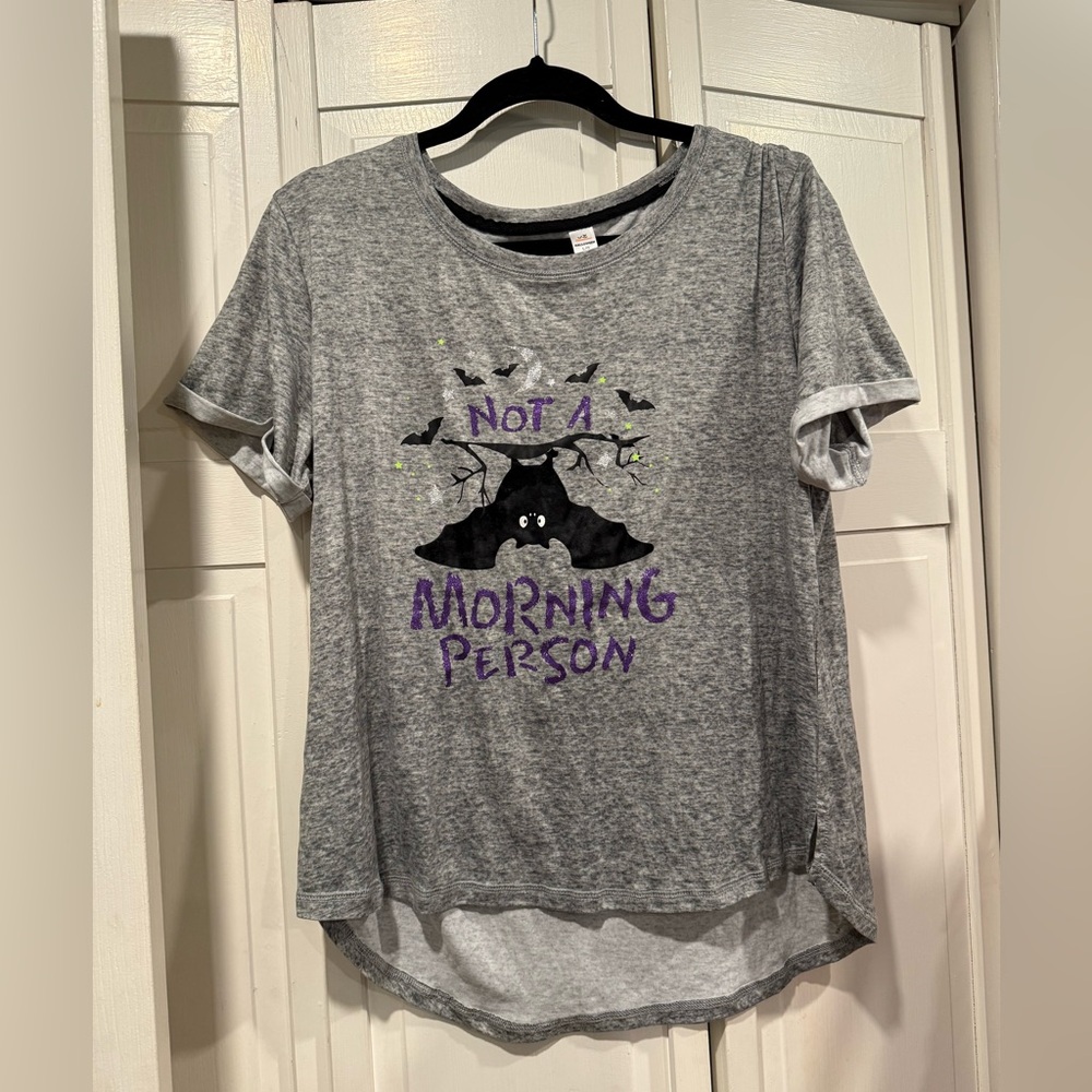 Halloween t shirt‎ size large NWOT
